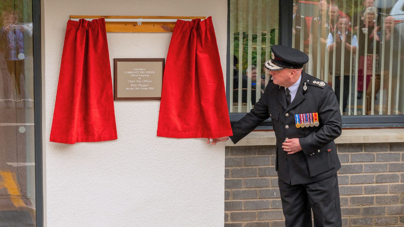 Ross Haggart, Chief Officer, unveiled a commemorative plaque at Dingwall